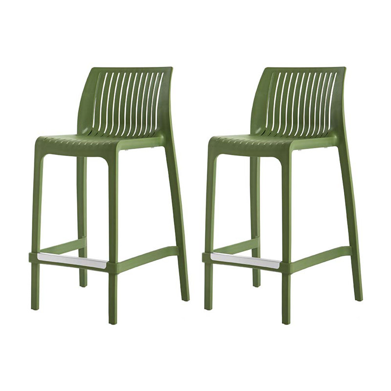 Tabouret d'extérieur à dossier bas Nayma, Vert olive, Tabouret de comptoir (siège d'une hauteur de 36,2