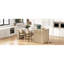 Îlot de cuisine avec table extensible pour 2 à 6 personnes, espace de rangement double, bords arrondis, poignées en métal doré et ports de chargement USB-C. Chariot cannelé de 210 cm (82,6 po), tiroir coulissant de 130 cm (51,1 po), design bicolore, niveau latéral.