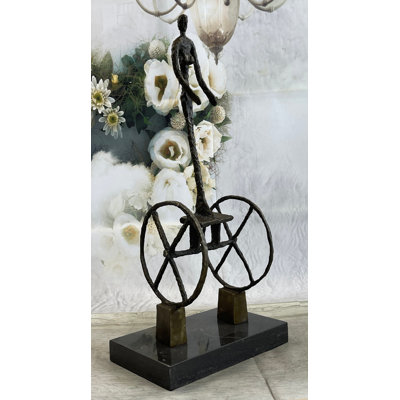 Salander Le Chariot By Alberto Giacometti - Surrealist Bronze Sculpture On Marble Base