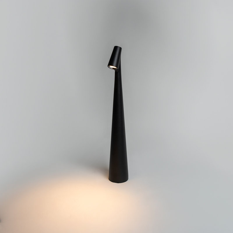 Desmund Aluminum Alloy Desk Lamp, Black