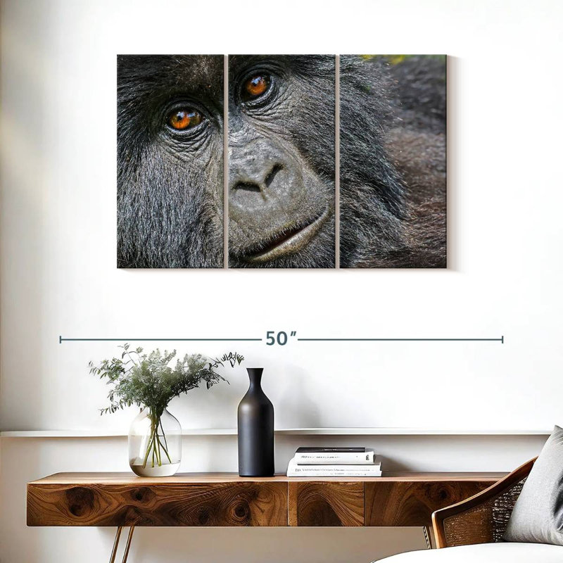 Gorilla Face, 24" H x 38" W