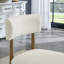 Ensemble de 2 chaises d'appoint Dafne en chêne noyer avec tissu sherpa beige