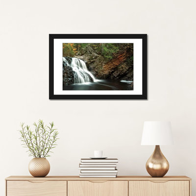 « cascade en automne, nouvelle-écosse, canada-horizontal », reproduction de photo sur toile