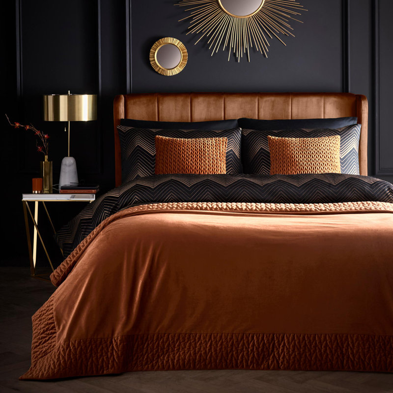 Laurence Llewelyn-Bowen Siena Bedspread Spice, Spice