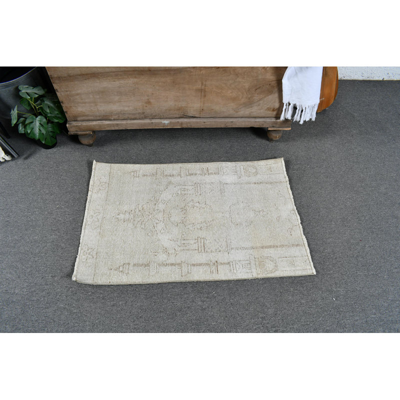 Handwoven Small Oushak Turkish Rug in Vintage Beige - Ideal for Bedroom Decoration Beige