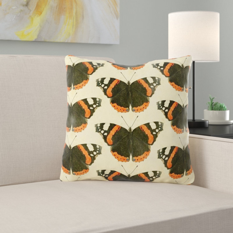 Coussin décoratif papillon, Intérieur