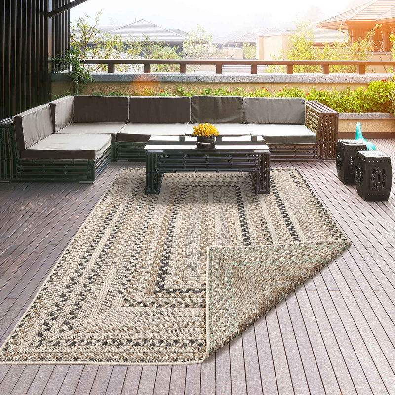 Stephaine Oriental Indoor / Outdoor Rug, Rectangle 6' 7" x 9' 10"