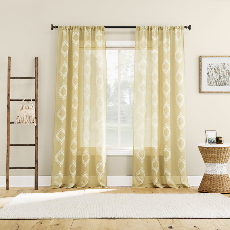 Panneau de rideau transparent avec passe-tringle Ravenna, L 50 po x L 63 po, Doré