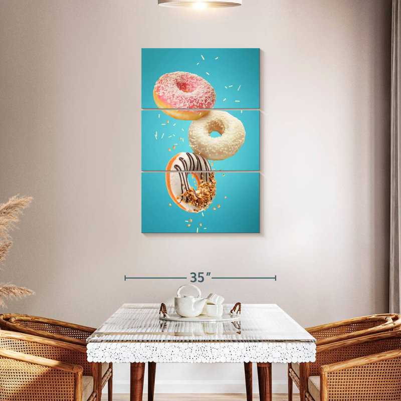 Yarlin Donuts And Sprinkles