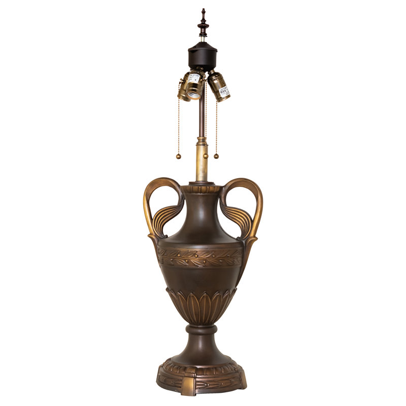 31" High Victor Laurel 3 Light Urn Table Base