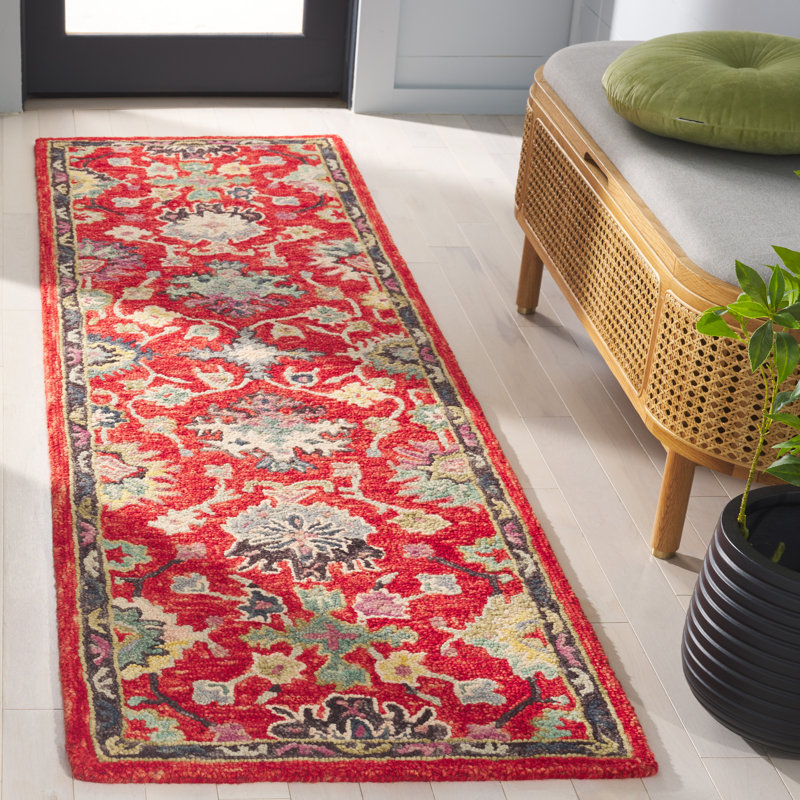 Tapis floral performance en laine / coton touffeté Dassie en ivoire / rouge, Tapis de couloir 2 pi 3 po x 8 pi