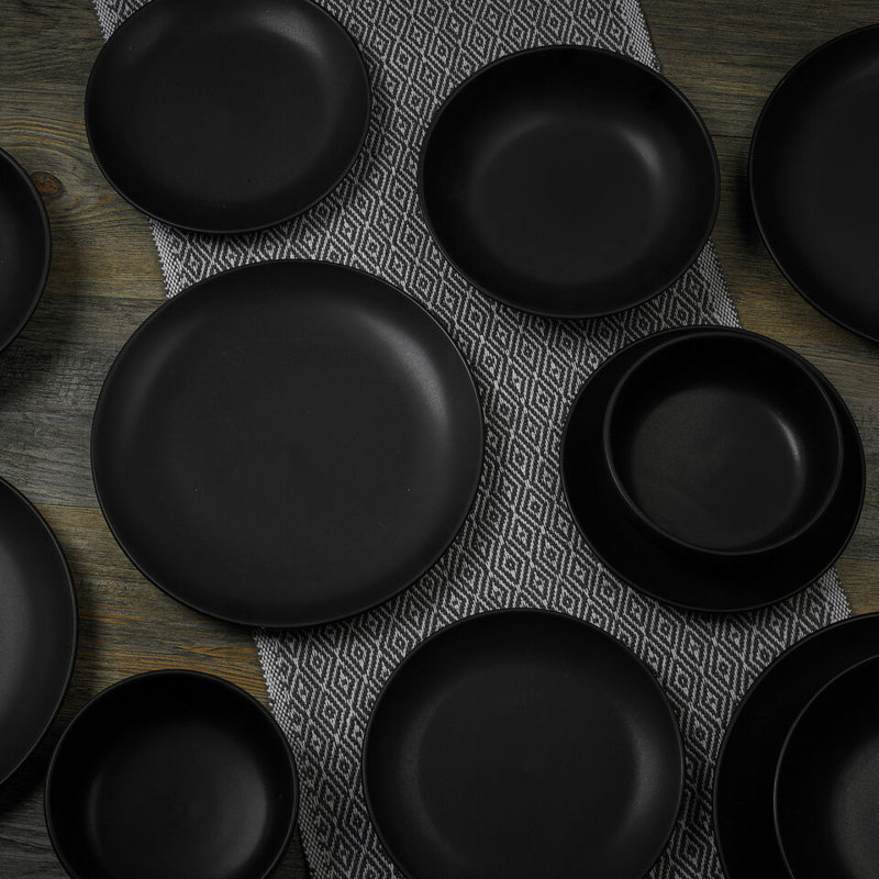 Piece Ceramic Dinnerware Set - Service for 4, Black