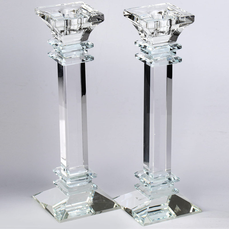 Ensemble de 2 bougeoirs coniques en cristal, H 9,25 po x l 3,15 po