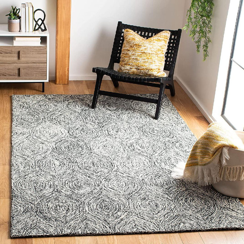 Tapis noir Vedika, Rectangle 5 pi x 8 pi