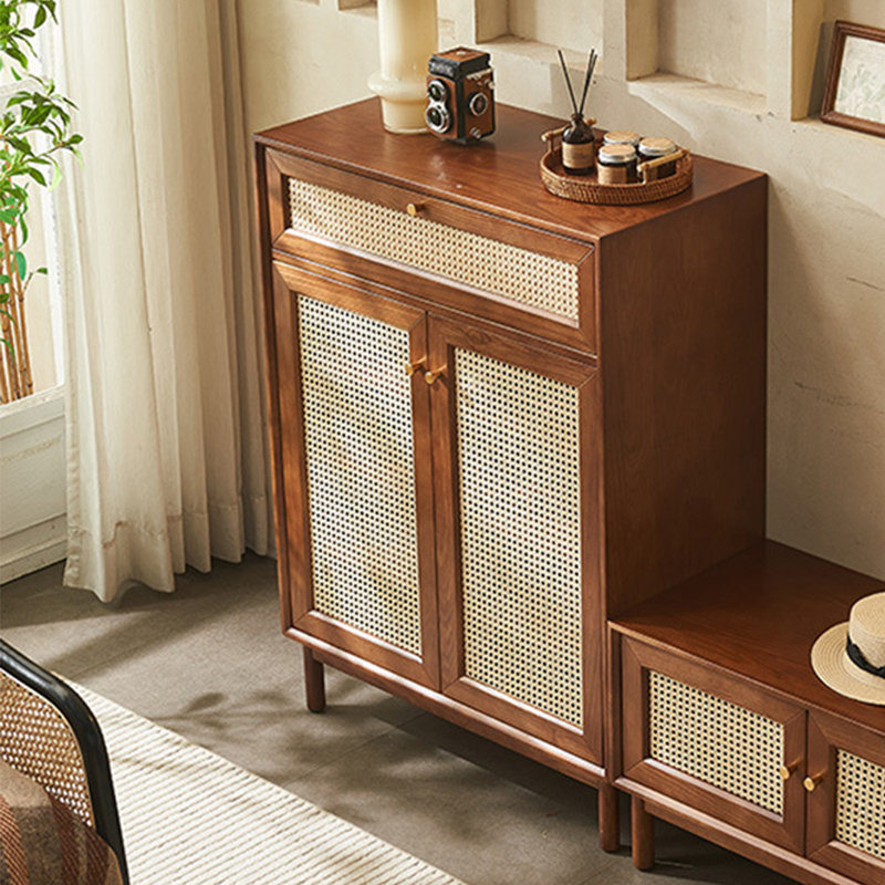 Petite armoire de rangement pour chaussures en rotin