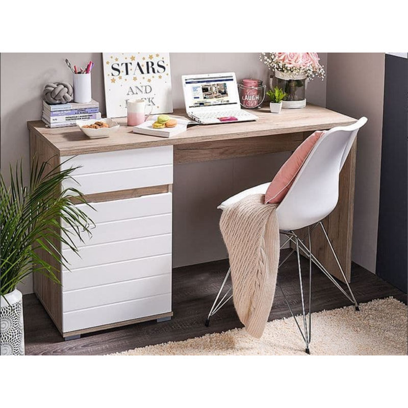 Kyreigh Computer Desk