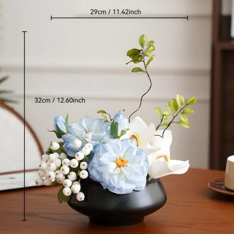 Ornements de fleurs simulées