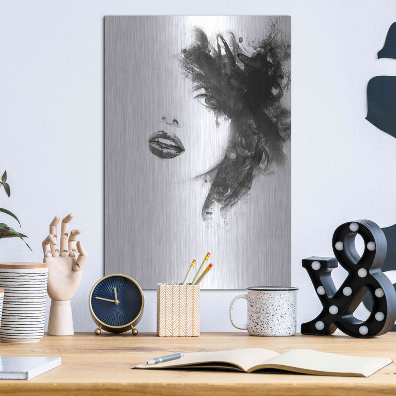 «Shadow Girl» par Incado, H 16 po x l 12 po