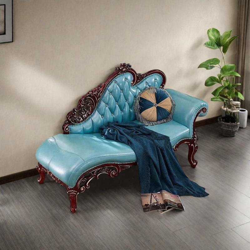 Chaise en chêne sculptée tendance, Orienté à droite