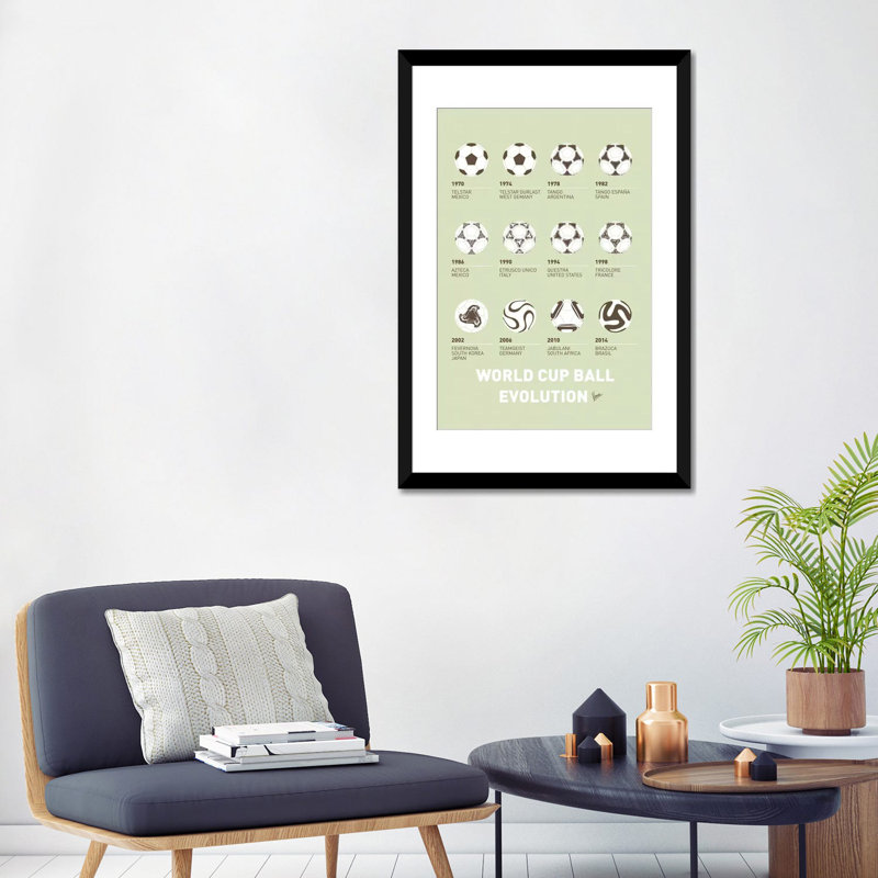 « evolution foot ball », impression sur toile, Papier d'art encadré noir, H 32 po x l 24 po x P 1 po, Blanc
