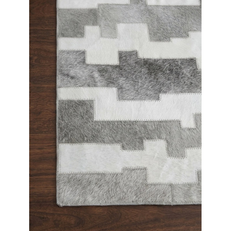 Tapis en cuir de vache gris Abid, 8 pi x 10 pi