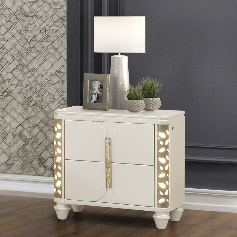 Table de chevet en bois de style traditionnel avec accents lumineux DEL