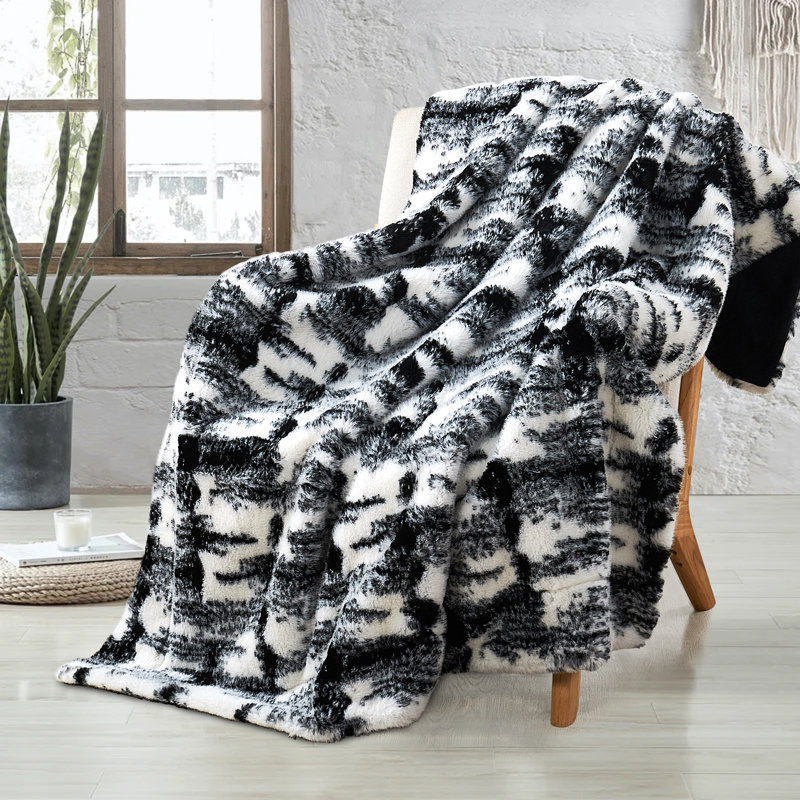 Two Tone Artistic Faux Fur Throw, 60'' x 70''