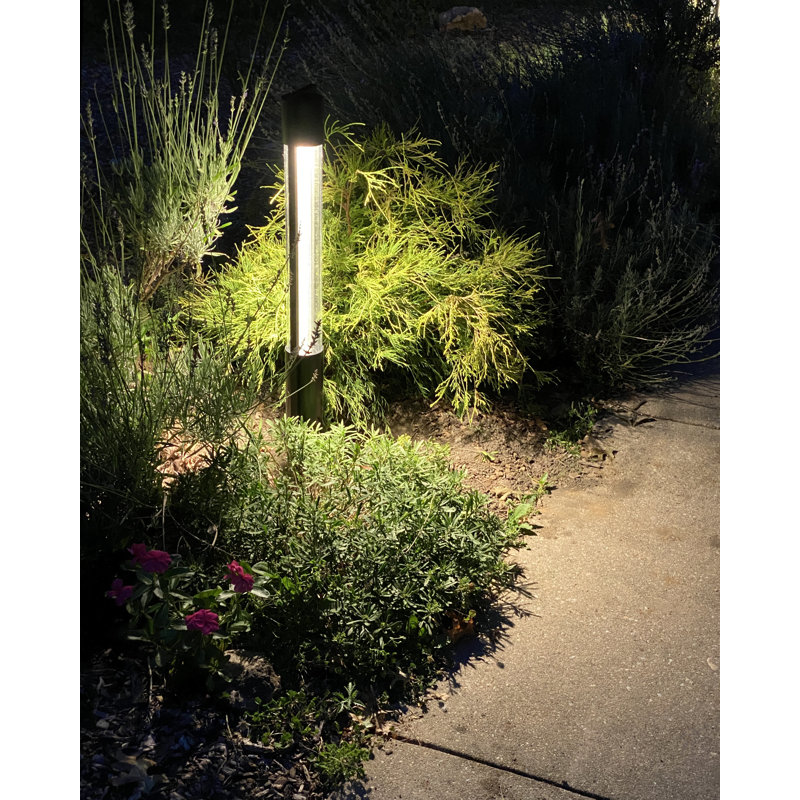 Shelter 30-in Aluminum Bollard Light