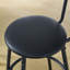 Ensemble de table ronde avec tabouret