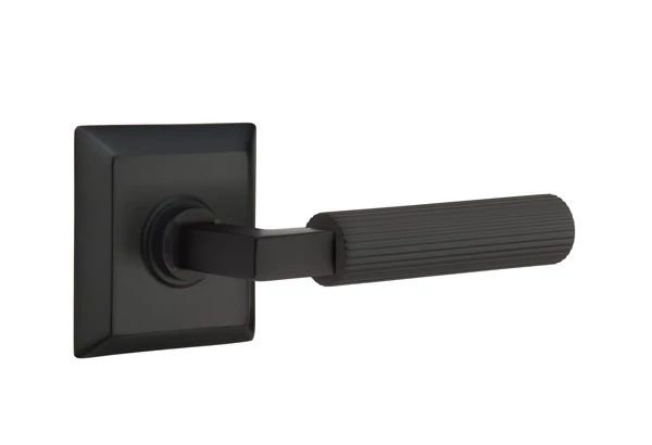 Mortaise intérieure Emtek Select Passage avec rosette Quincy et tige carrée en L, levier droit moleté, Gauche, Dos plat