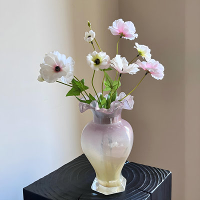 Ornements de fleurs simulées