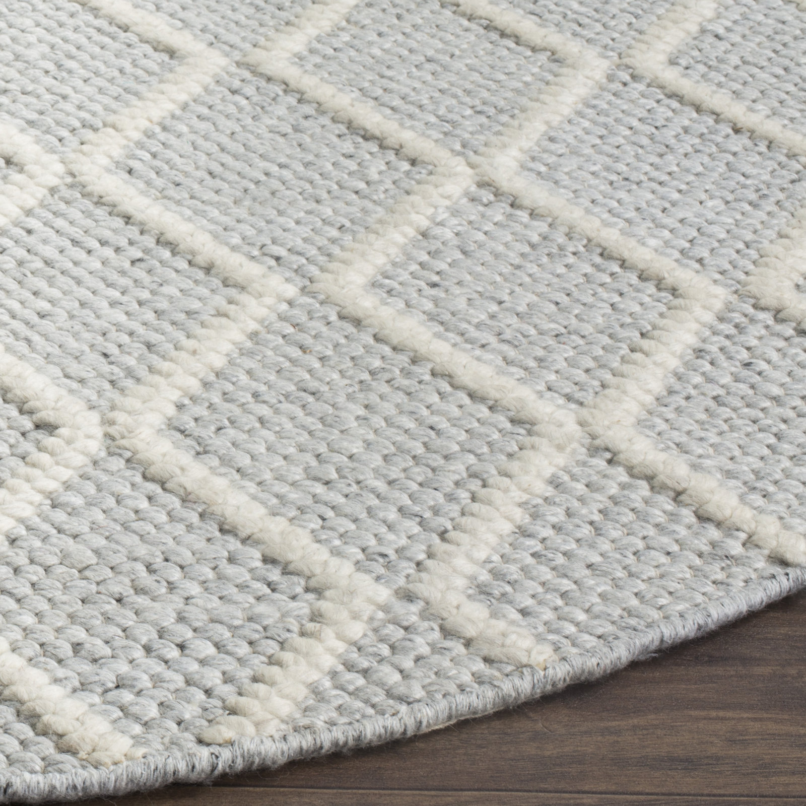 Russo Silver Ivory Flatweave Geometric Rug, Round 6'