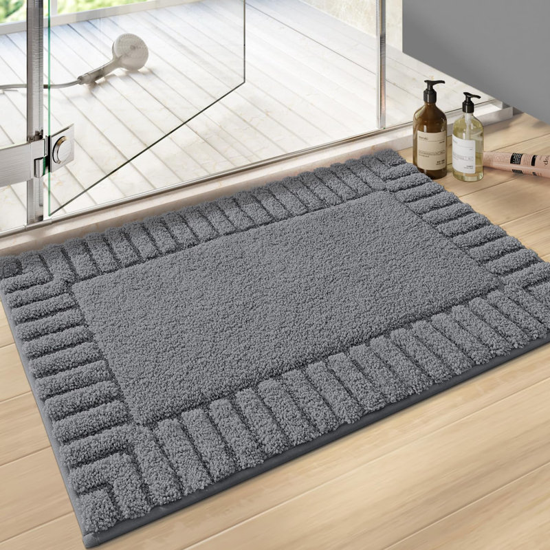Tapis pour salle de bain, L 24 po x L 36 po, Gris foncé