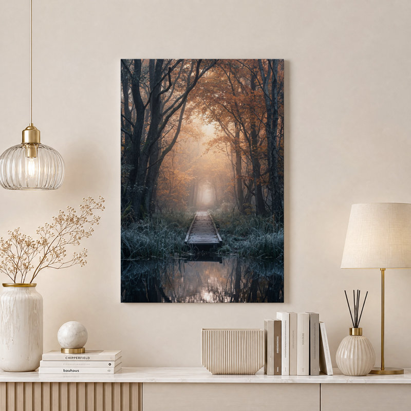 Tableau sur toile « Promenade en bois dans une forêt d'automne brumeuse », H 40 po x l 28 po