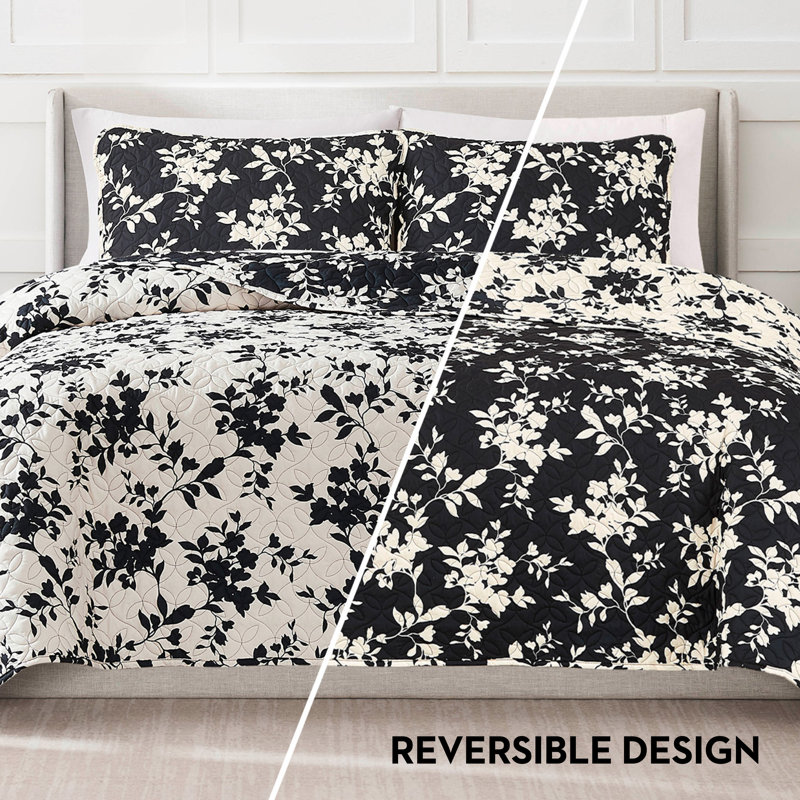Nine West Silhouette Floral Quilt Sets, King