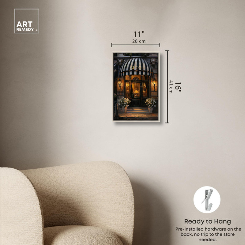 «Elegant Night Time Store Store Canvas» par Art Remedy, H 16 po x l 11 po, Cadre flottant, Argent argent