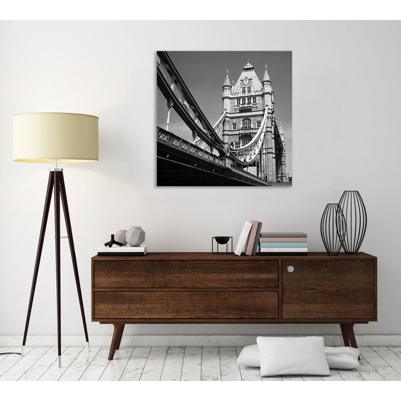 « london tour bridge », reproduction de photo sur toile tendue, H 48 po x l 48 po x P 1,5 po