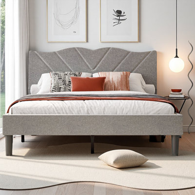 Lit plateforme Nataliah avec tête de lit tapissier et lattes en bois