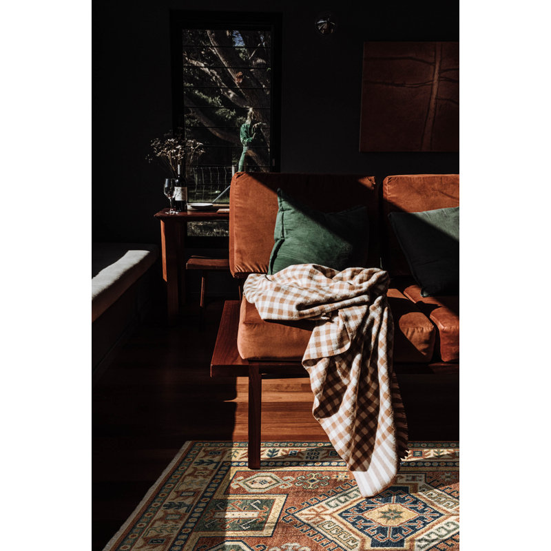 Tapis unique en cuivre 5 pi 5 po x 8 pi 0 po Jules Serapi