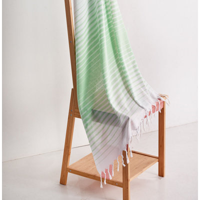 Premium Fouta Beach Towel, 100% Cotton, 35.4 x 70.9 inches | High Water Absorbent, Soft & Lightweight (4 oz/ft²) | Machine Washable, Vibrant Green Color | Perfect for Beach, Pool, or Spa Use