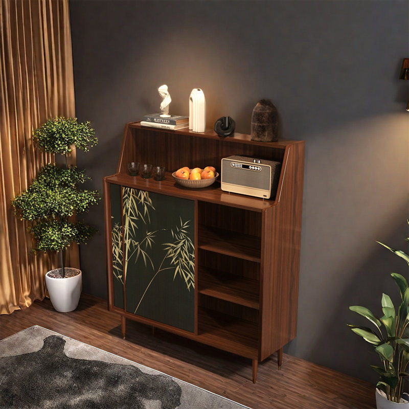 Armoire de rangement classique en pin avec tablettes