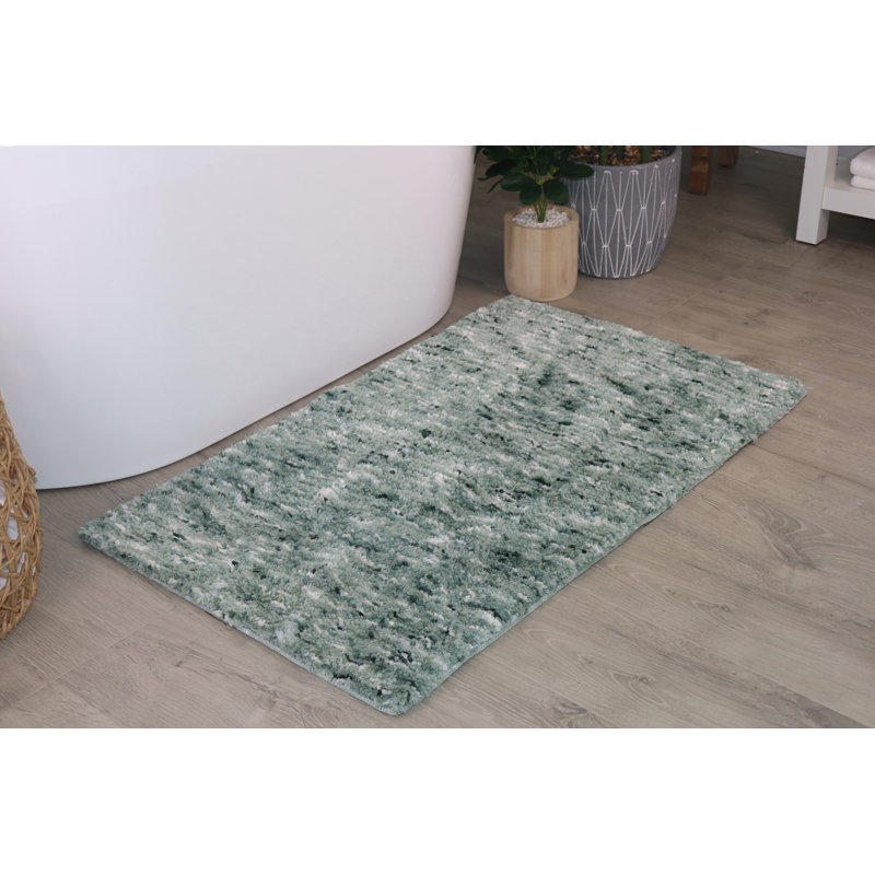 Tapis pour salle de bain en microfibre 100% polyester Cloud Comfort, Contour - 20" L x 20" W, Vert