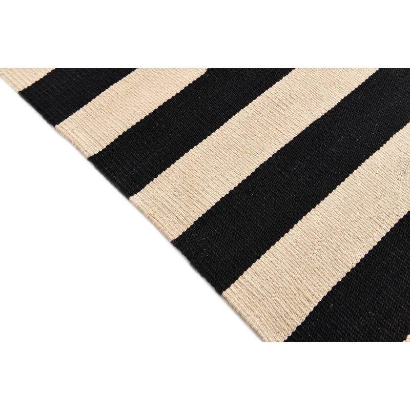 Tapis noir et blanc Newsom