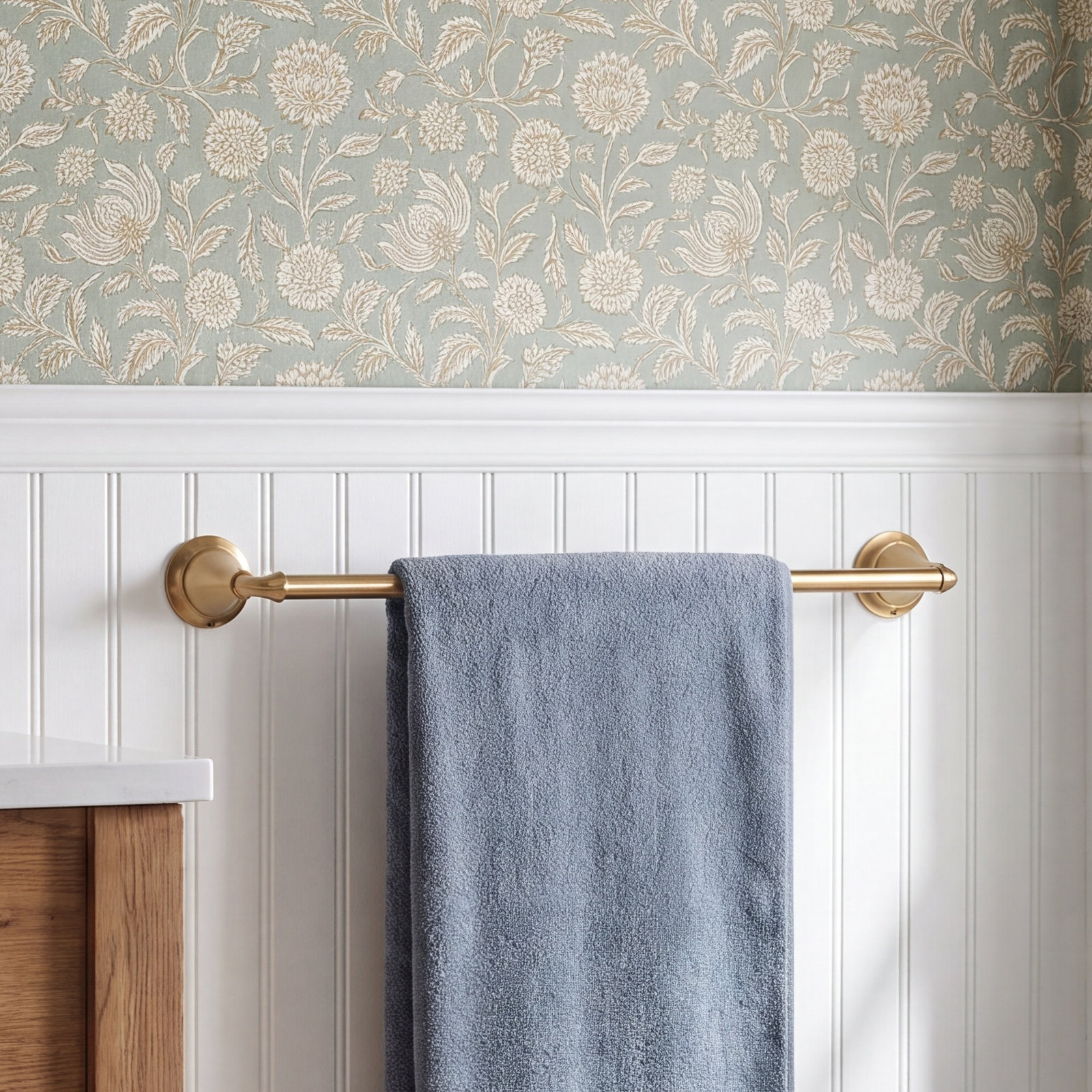 Linden™ 18" Wall-Mounted Towel Bar, Brilliance Champagne Bronze