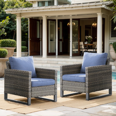 Chaise de patio avec coussins Nazime
