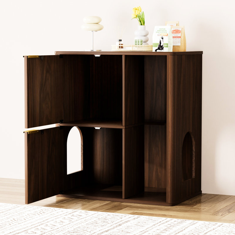 Litière pour chat en noyer de 31,5 pouces avec arbre et portes à double entrée. Il cache une boîte tout en offrant un espace confortable pour les chats, il a un poteau à griffer enveloppé de corde de chanvre et une tablette intérieure spacieuse. Fait de