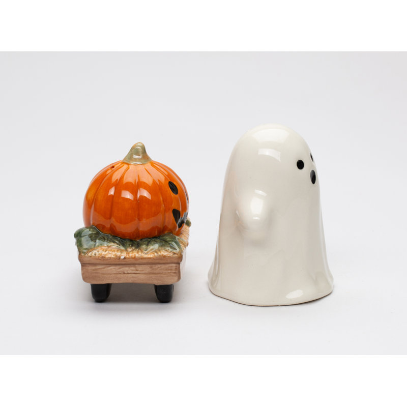 Casper And Pumpkin Wagon Salt And Pepper