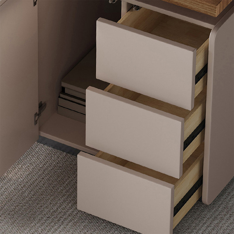 Bureau rectangulaire brun à 3 tiroirs, Retour à droite, H 29,53 po x l 70,87 po x P 27,56 po