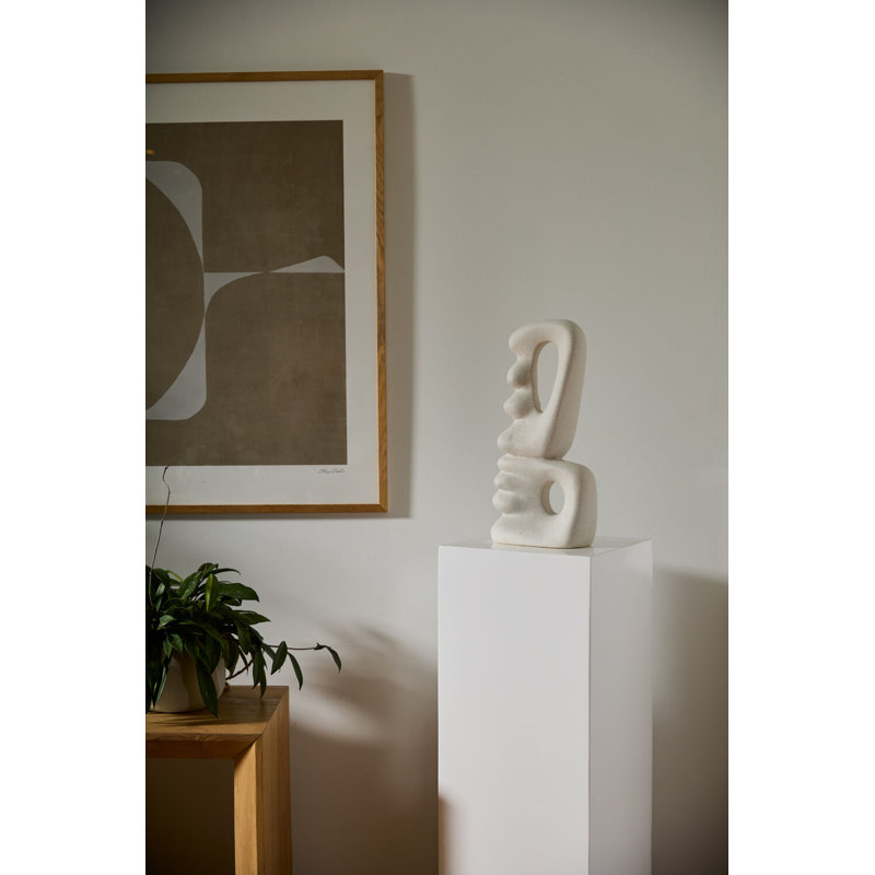 Yanara Sculpture 9.25"x 18.5"