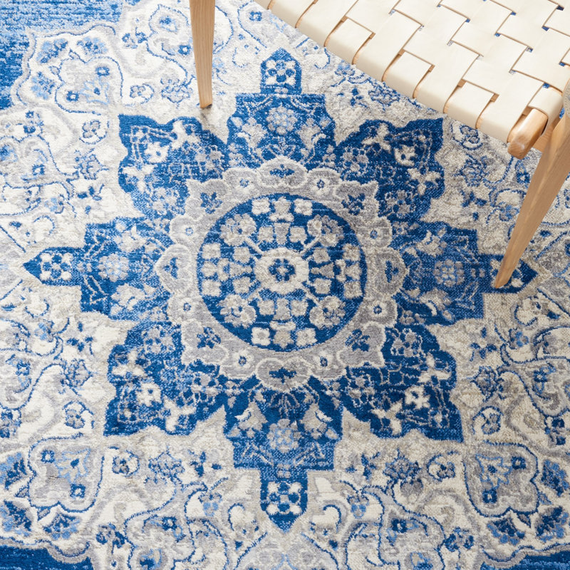 Brentwood Performance Oriental Rug, Round 6'7"